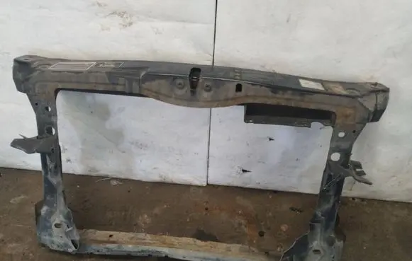 Skoda Octavia Mk2 (1Z) Radiator support slam panel