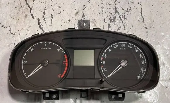 Skoda Roomster (5J) Speedometer (instrument cluster) 5J0920800C 004043 A2C53111434