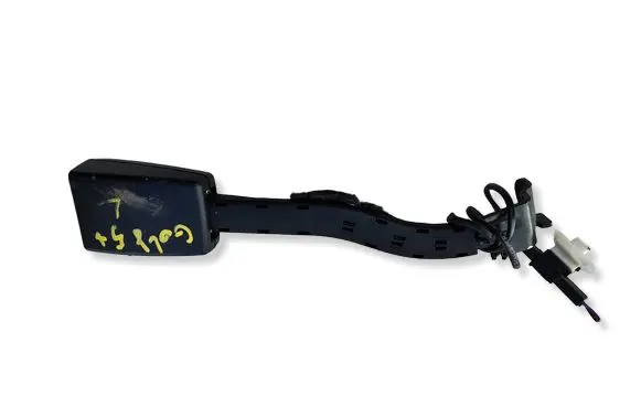 Volkswagen Golf Plus Front seatbelt buckle 