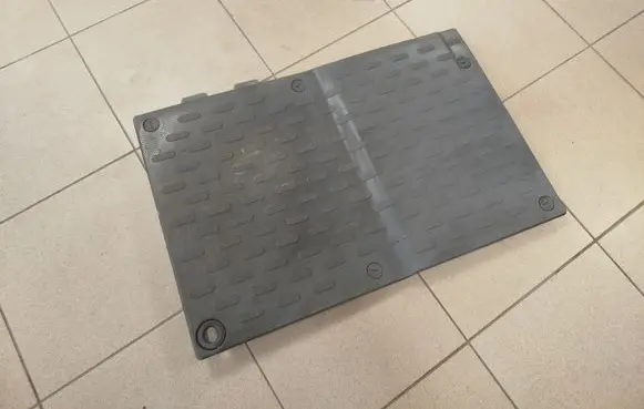 Peugeot Boxer Battery box tray cover/lid 1308522070