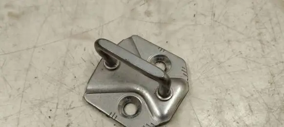 Volvo XC60 Front door lock loop/hook striker 