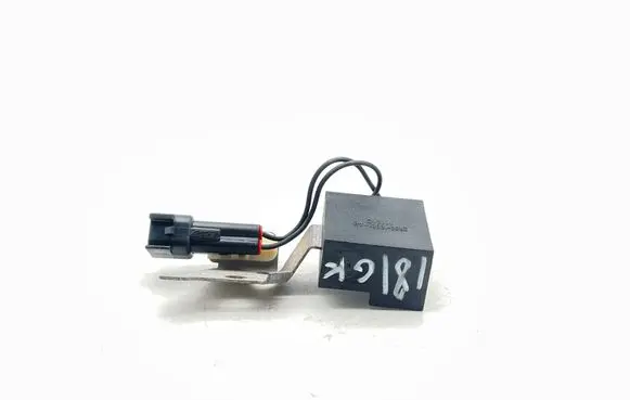 Jaguar XK - XKR Antenna control unit 2R8318801AB 543003259