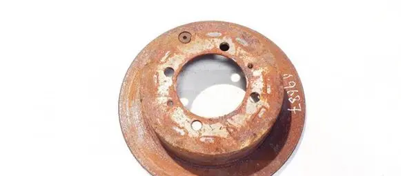 Mitsubishi Lancer Rear brake disc neventiliuojamas