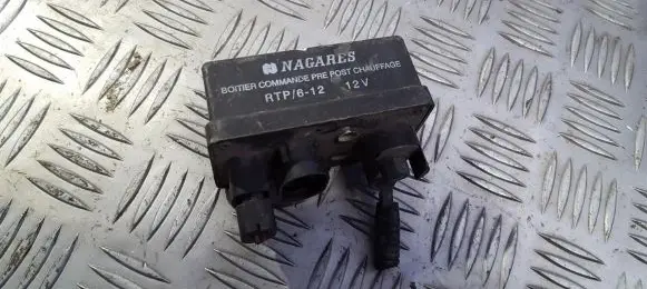 Volvo S40, V40 Glow plug pre-heat relay 7700107794