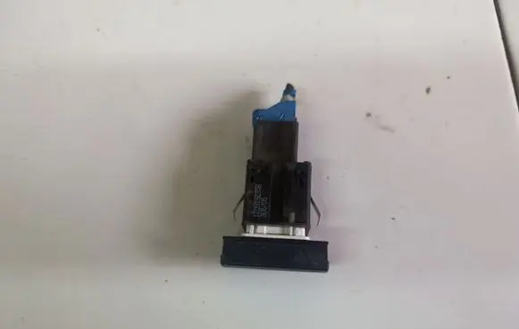 Skoda Octavia Mk2 (1Z) Passenger airbag on/off switch