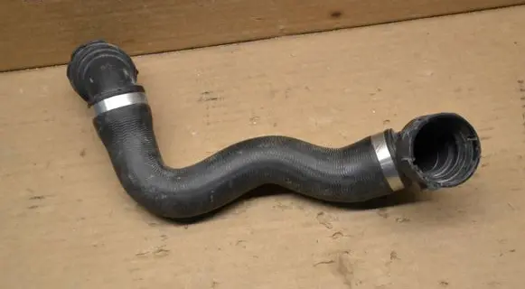 Mercedes-Benz C W205 Engine coolant pipe/hose A2055013482 7512RR