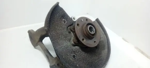 Rear wheel hub spindle/knuckle