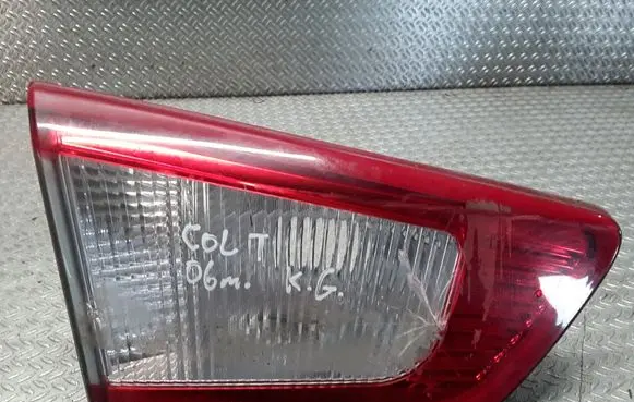 Mitsubishi Colt CZ3 Tailgate rear/tail lights