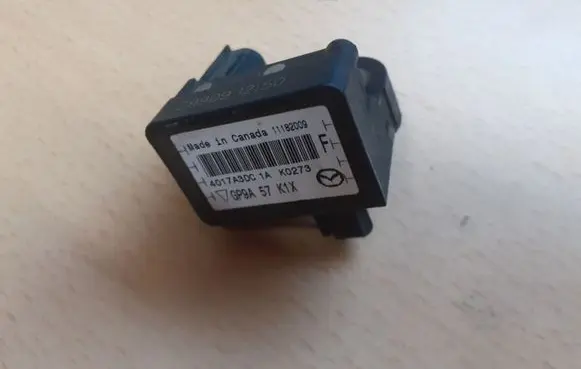Mazda CX-7 Airbag deployment crash/impact sensor GP9A57K1X
