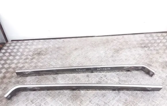 Volkswagen Multivan T5 Sliding door bottom rail 7H1843872AA 7H1843871AA