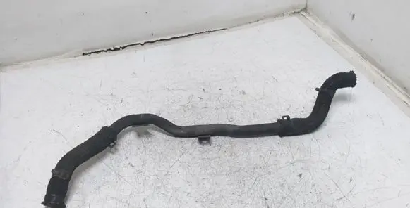 KIA Sorento Engine coolant pipe/hose