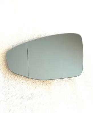Audi A3 8Y Wing mirror glass 8Y0857535B