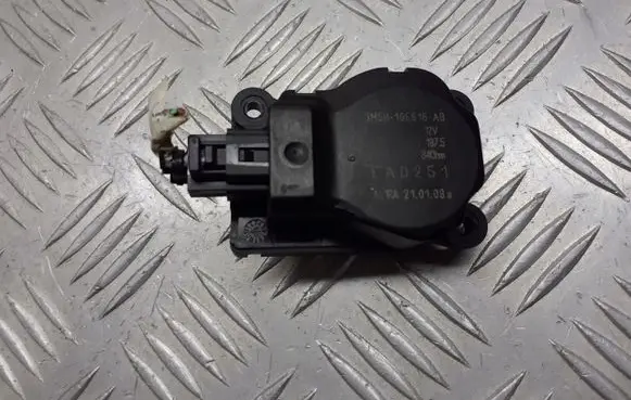 Ford Focus A/C air flow flap actuator/motor 3M5H-19E616-AB