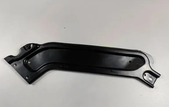 Volkswagen PASSAT B8 USA Headlight/headlamp mounting bracket 561805932D