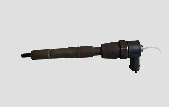 Opel Vectra C Fuel injector 0445110243