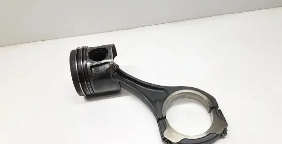Mercedes-Benz ML W164 Piston with connecting rod