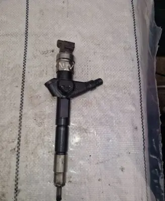 Nissan Navara Fuel injector 16600mb40a