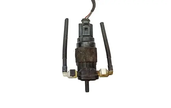 Audi A4 S4 B8 8K Windscreen/windshield washer pump 8K9955647 8F0973722 1418589