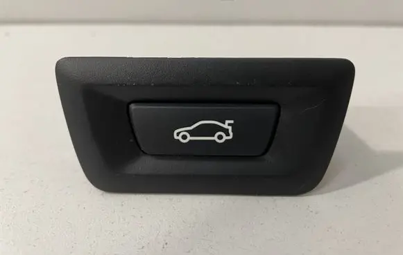 BMW 4 F36 Gran coupe Tailgate/boot open switch button 9275119