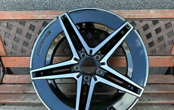 Mercedes-Benz C AMG W202 R18 alloy rim 