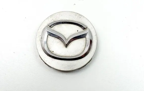Mazda 6 R20 wheel hub/cap/trim 