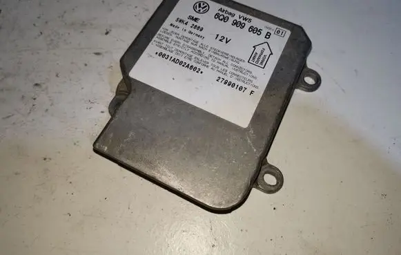 Volkswagen PASSAT B5.5 Airbag control unit/module 6Q0909605B 5WK42869