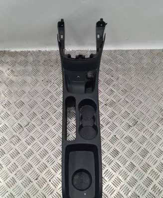 Ford Fiesta Center console 0526100792601