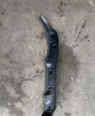 Fender end trim
