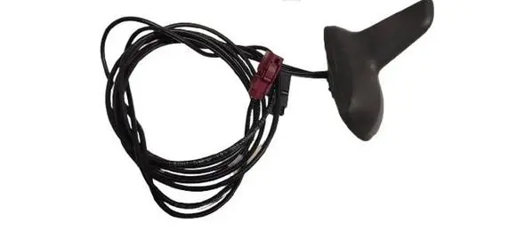 Mercedes-Benz C AMG W204 Radio antenna A2048201675 9051 ZGS004