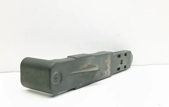 Volvo XC60 Headlight/headlamp mounting bracket 30763155