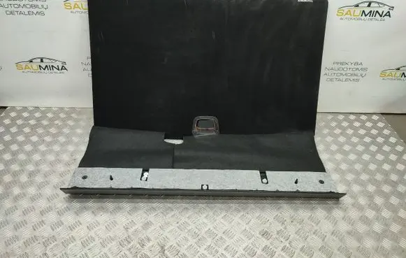 Trunk/boot floor carpet liner