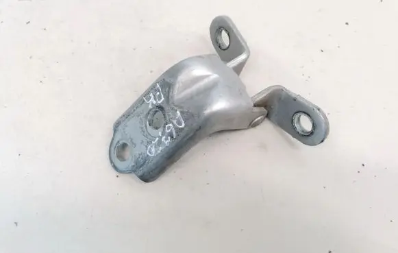 Hyundai Sonata Front door upper hinge
