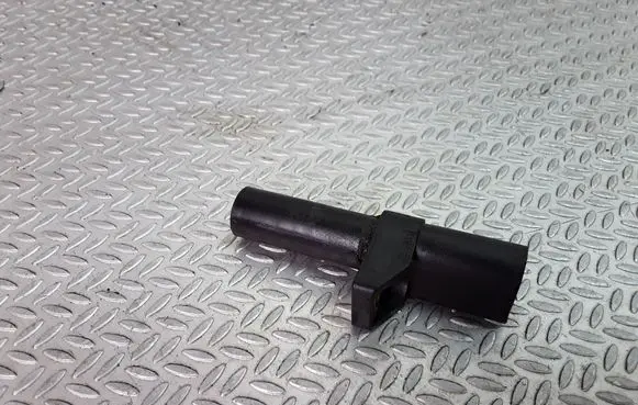 Mercedes-Benz E W211 Crankshaft position sensor 0261210170