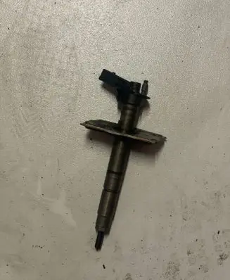 Audi A6 S6 C6 4F Fuel injector 03L130277 0445116030