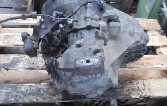 Ford Mondeo MK IV Manual 4 speed gearbox 6G9R7002TF