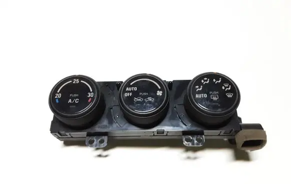 Suzuki XL7 I Climate control unit 9561054J02 5037223493 48127
