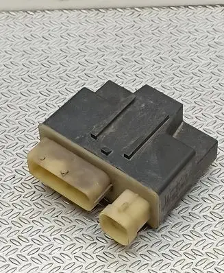 Citroen C5 Glow plug pre-heat relay 9652021180 018010951 E030260198