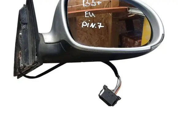 Volkswagen PASSAT B5 Front door electric wing mirror 3B0857934B E1010781