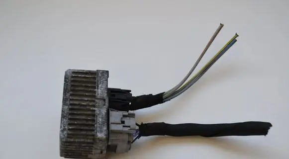 Toyota Hilux (AN10, AN20, AN30) Glow plug pre-heat relay 55574293