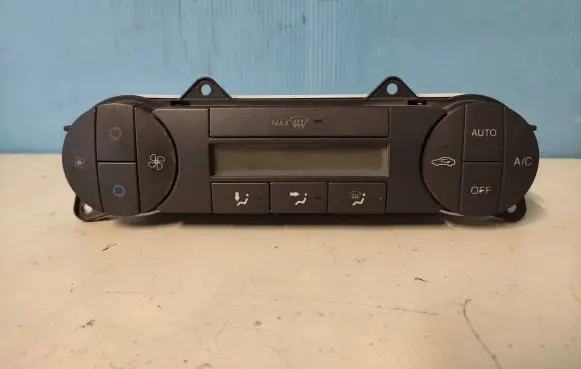 Ford Mondeo Mk III Climate control unit 3S7T18C612AH