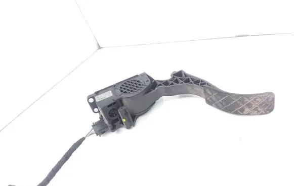 Volkswagen Polo IV 9N3 Accelerator throttle pedal 6Q1721503H 0280755055