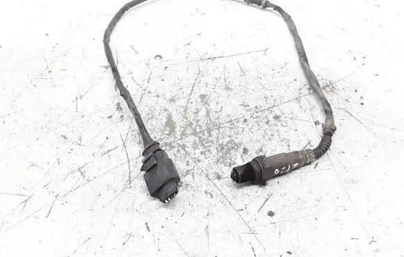 Volkswagen PASSAT B6 Lambda probe sensor 1J0973704