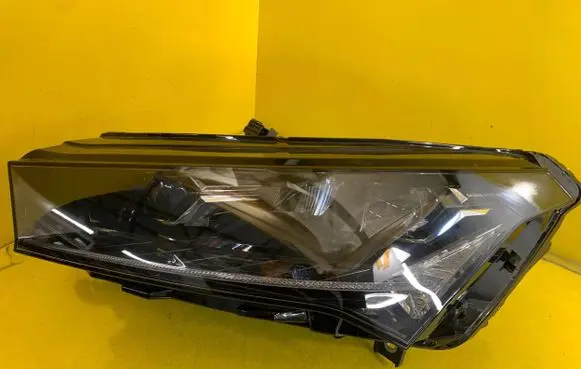 Skoda Enyaq iV Headlight/headlamp 5LB941015G