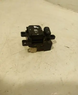 Mazda 6 Wing mirror switch 183608