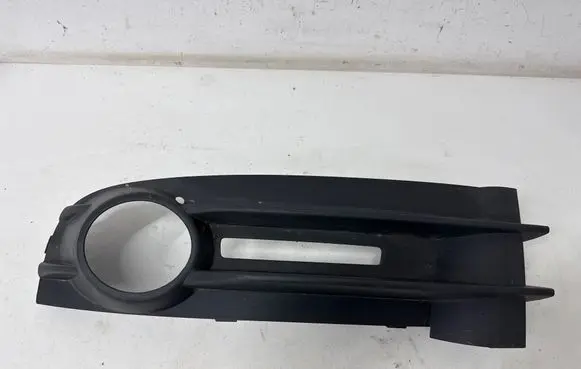 Volkswagen Caddy Front fog light trim/grill 2K0853683A