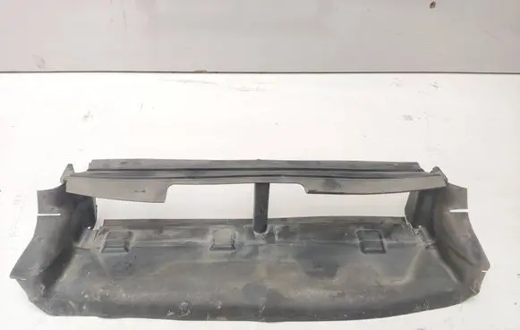 Ford Focus Intercooler air guide/duct channel BM518312A D2L4A