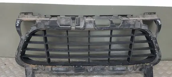 Porsche Cayenne (92A) Front bumper upper radiator grill 7P5807683H