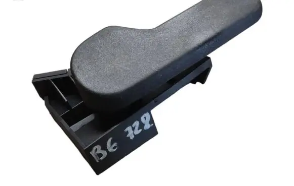 Volkswagen PASSAT B6 Engine bonnet (hood) release handle 1K1823633 1J1823533C