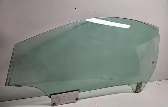 Opel Astra H Front door window/glass (coupe) 