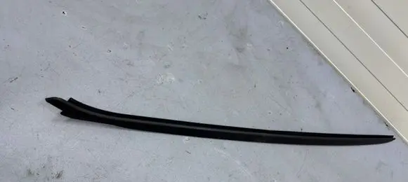 BMW 3 F30 F35 F31 Windshield trim 7258187